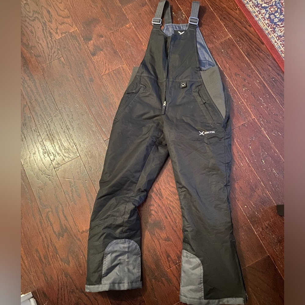 Arctix Women’s Black and Gray Snow Bibs